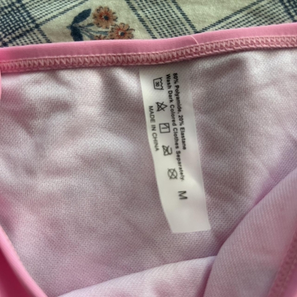 Women's Pink Bikinis-and-tankini-sets - Picture 2 of 2